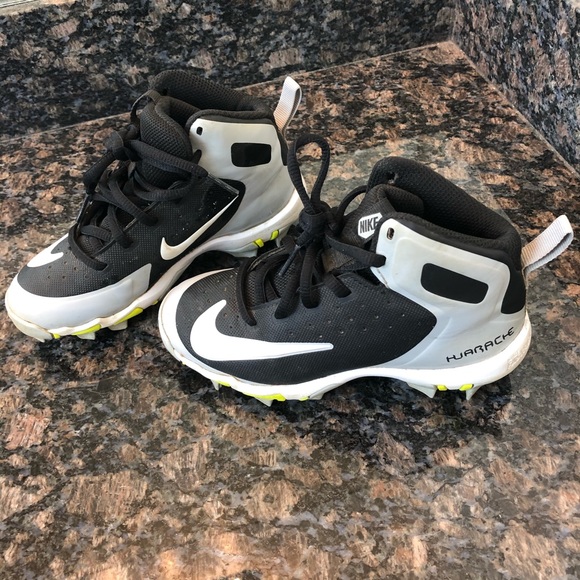 Nike Other - Nike Boy’s Huarache Fastflex Cleats